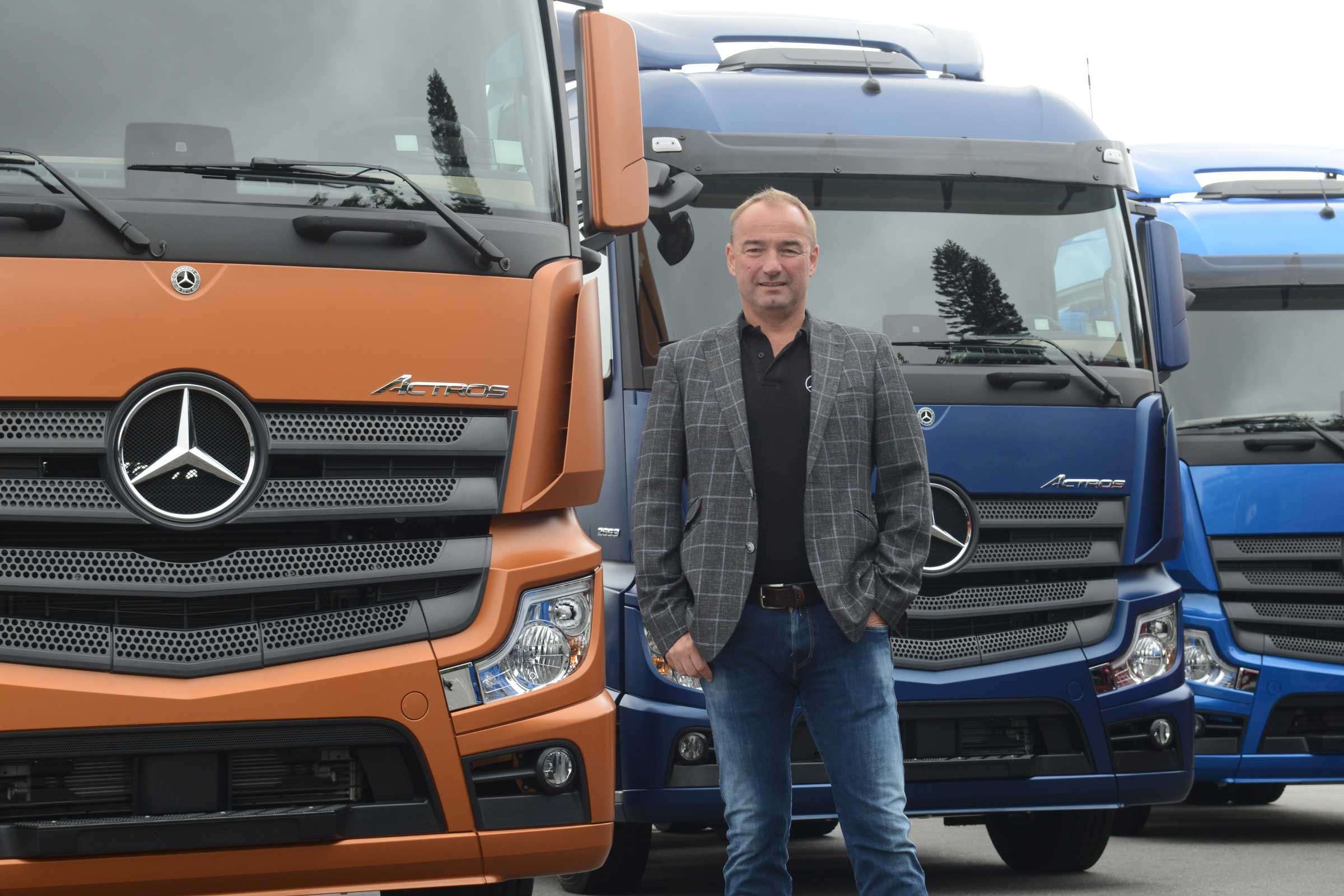 Presidente da Mercedes-Benz foi eleito CEO da Década pela Consumidor ...